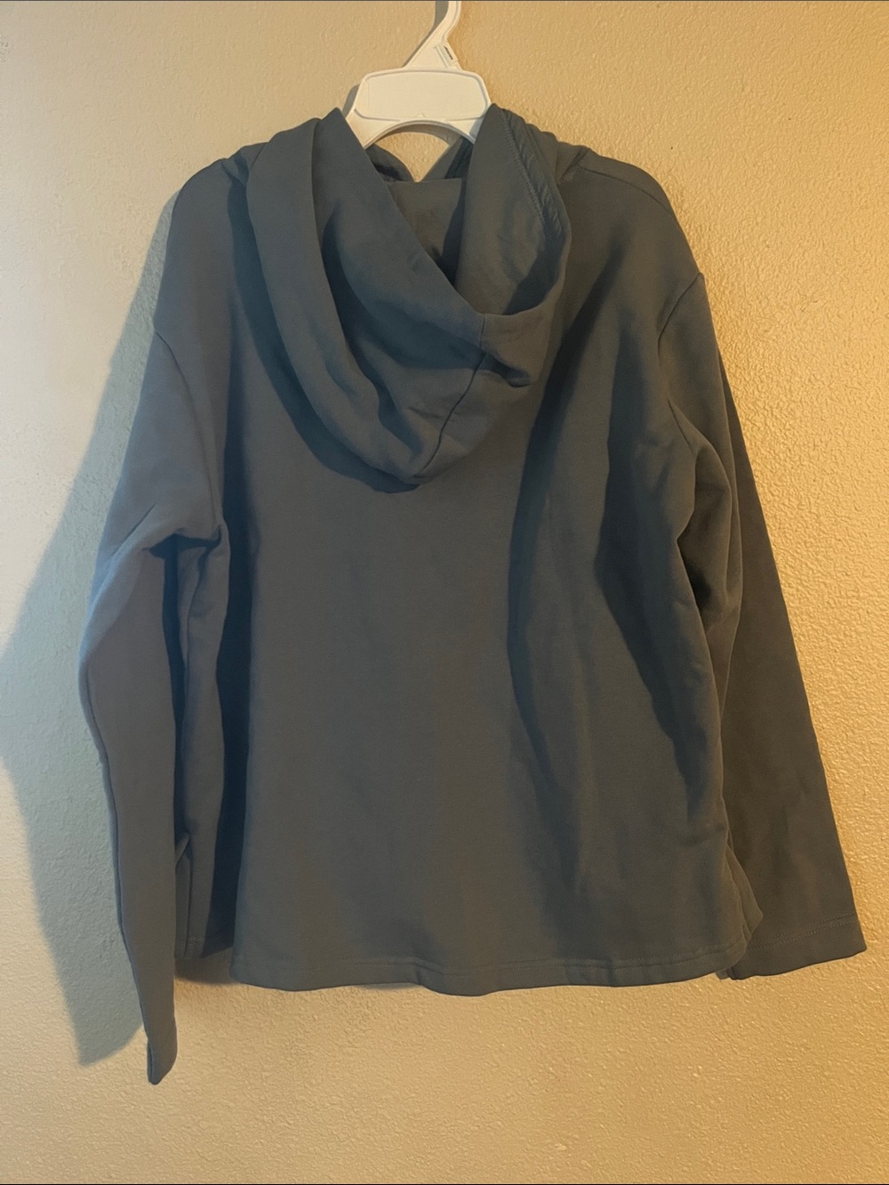 Women’s size 12 Yoga with Adriene Hooded Sweatshirt Blue and gray - Picture 3 of 4